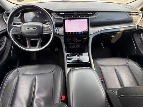 Certified 2022 Jeep Grand Cherokee L Limited image 4