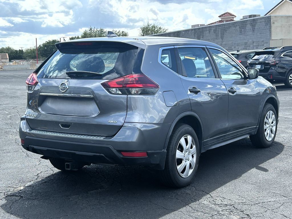 Used 2019 Nissan Rogue S AWD/4WD image 3