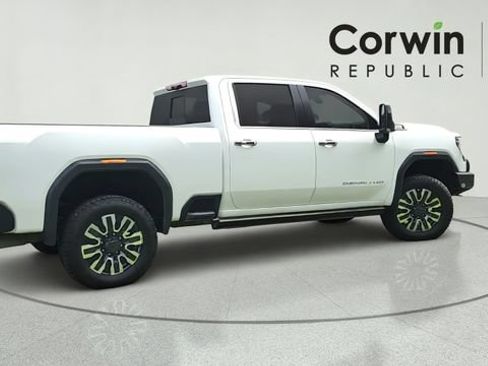 Used 2022 GMC Sierra 2500 Denali w/ Denali Ultimate Package AWD/4WD image 6