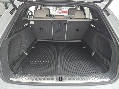 Used 2023 Audi e-tron Chronos w/ Chronos Package image 24