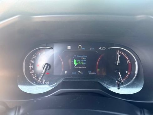 Certified 2024 Toyota RAV4 XLE Premium FWD image 8