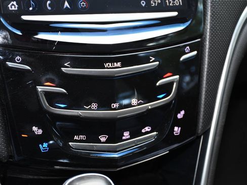 Used 2019 Cadillac XTS Luxury FWD image 37