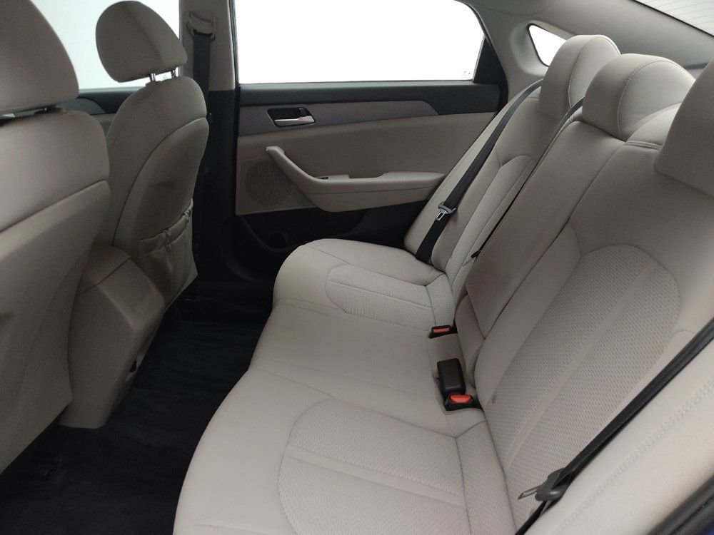 Used 2019 Hyundai Sonata SE FWD image 18