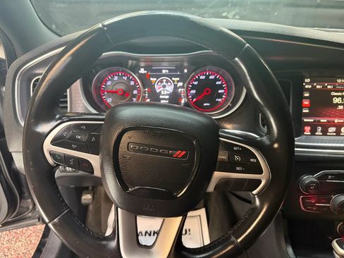 Used 2015 Dodge Charger SXT RWD image 15