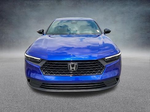 Used 2024 Honda Accord Sport image 3