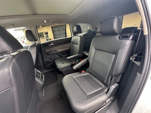 Used 2021 Volkswagen Atlas SE image 27