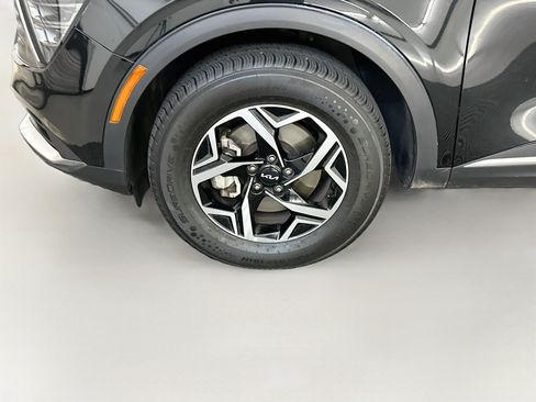 Used 2024 Kia Sportage LX AWD/4WD image 11