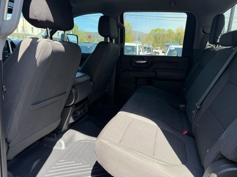 Used 2023 Chevrolet Silverado 2500 LT w/ Midnight Edition image 21