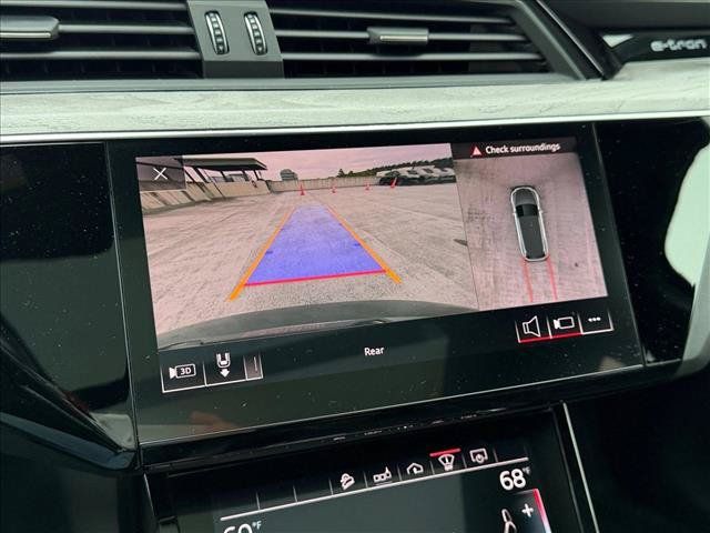 Used 2019 Audi e-tron Prestige w/ Prestige Package AWD/4WD image 14