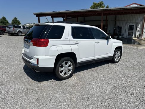 Used 2017 GMC Terrain SLE w/ Convenience Package image 5