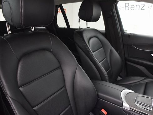 Certified 2022 Mercedes-Benz GLC 300 image 16