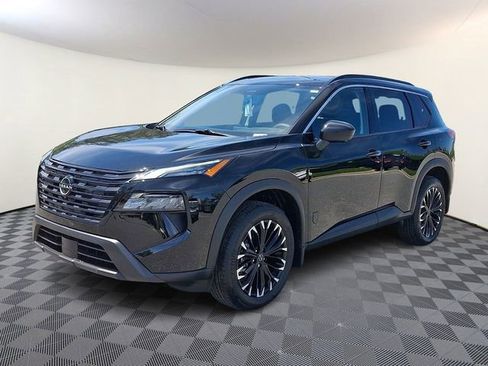 New 2026 Nissan Rogue Dark Armor FWD image 3