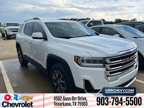 Used 2023 GMC Acadia SLE w/ Driver Convenience Package FWD image 1