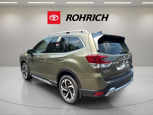 Used 2024 Subaru Forester Touring AWD/4WD image 8