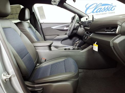 New 2026 Buick Envista Preferred w/ Convenience II Package image 11