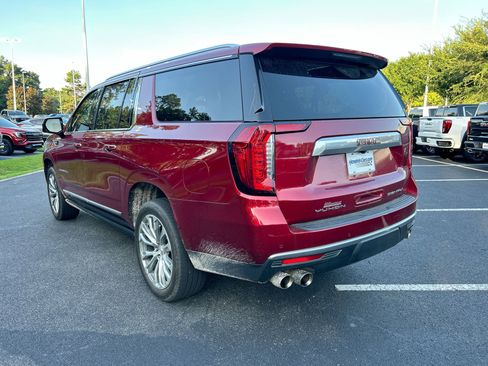 Used 2023 GMC Yukon XL Denali image 7