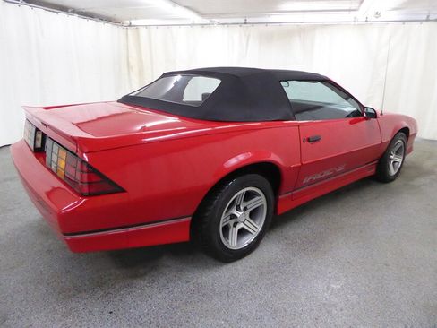 Used 1988 Chevrolet Camaro IROC-Z image 15