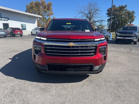 New 2026 Chevrolet Traverse LT w/ Driver Confidence Package image 3