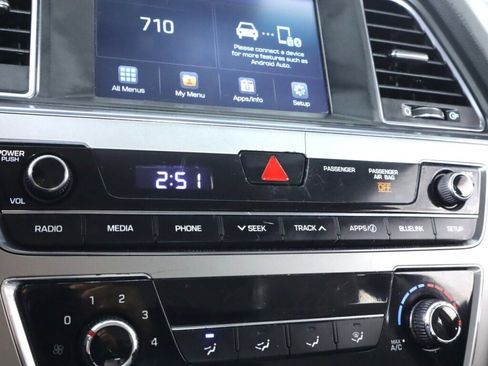 Used 2016 Hyundai Sonata SE image 25