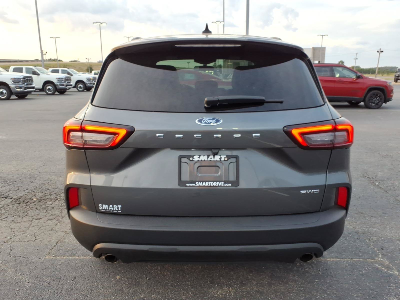 Used 2025 Ford Escape ST-Line AWD/4WD image 5