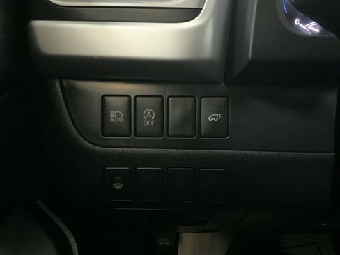 Used 2018 Toyota Highlander Plus image 29