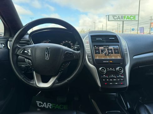 Used 2017 Lincoln MKC Premiere image 27