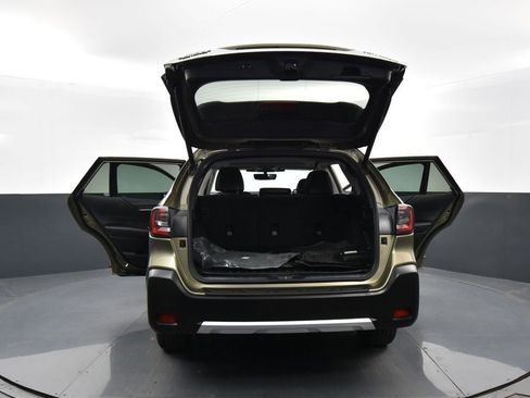 Used 2023 Subaru Outback Limited AWD/4WD image 34