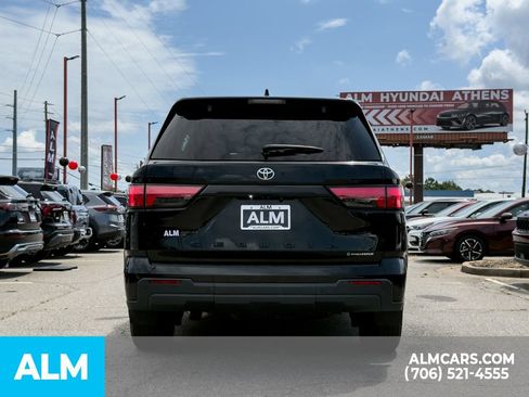 Used 2025 Toyota Sequoia SR5 AWD/4WD image 5