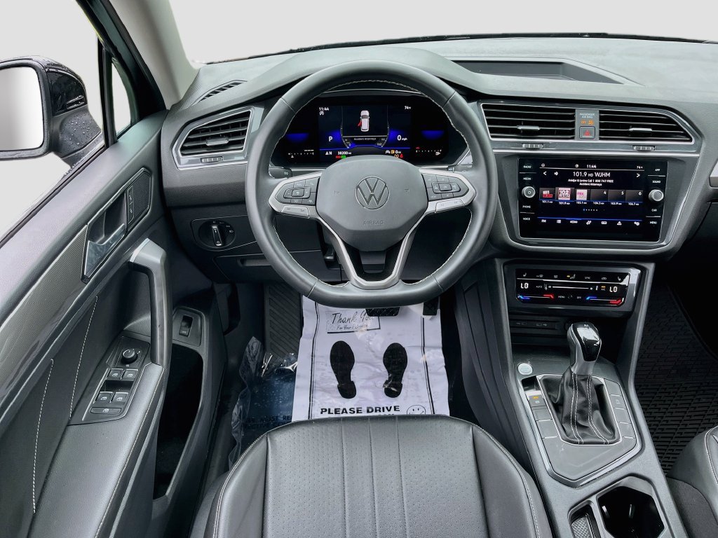 Used 2022 Volkswagen Tiguan SE FWD image 21