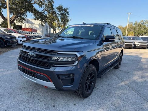 Used 2022 Ford Expedition Timberline image 2