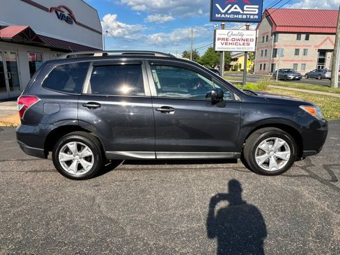 Used 2014 Subaru Forester 2.5i Premium w/ All-Weather Package AWD/4WD image 4