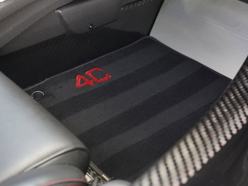 Used 2019 Alfa Romeo 4C Spider RWD image 52