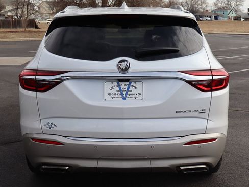 Used 2019 Buick Enclave Avenir w/ Avenir Technology Package image 6