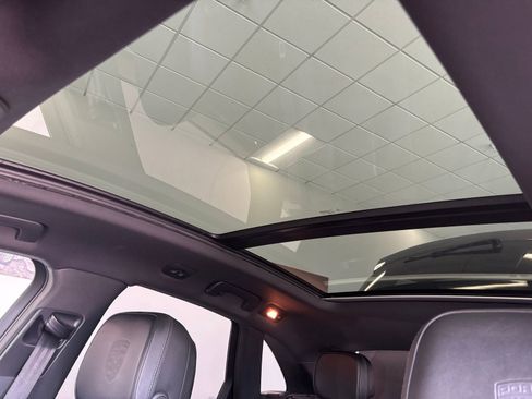 Used 2016 Porsche Macan S image 4