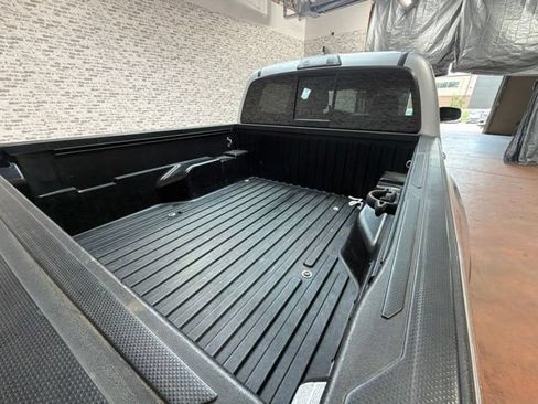 Used 2019 Toyota Tacoma TRD Off-Road AWD/4WD image 13