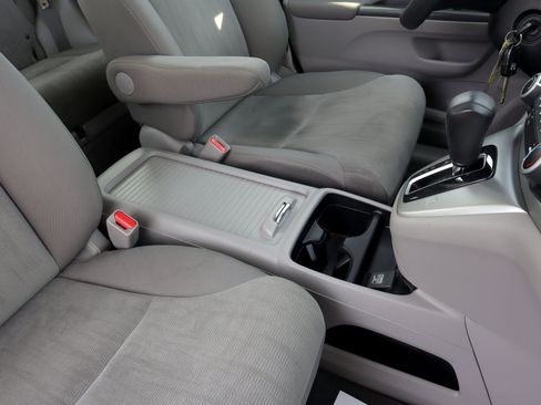 Used 2014 Honda CR-V LX image 24