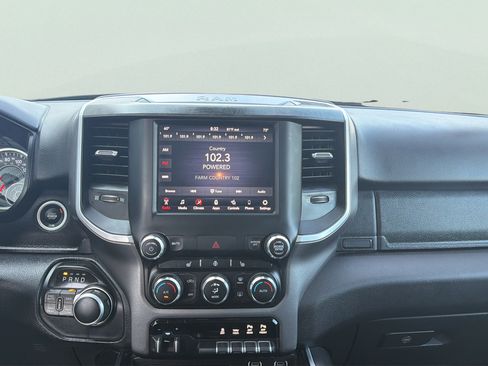 Used 2020 RAM 1500 Big Horn AWD/4WD image 4