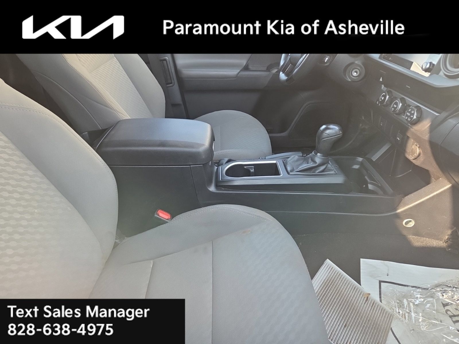 Used 2022 Toyota Tacoma SR RWD image 10