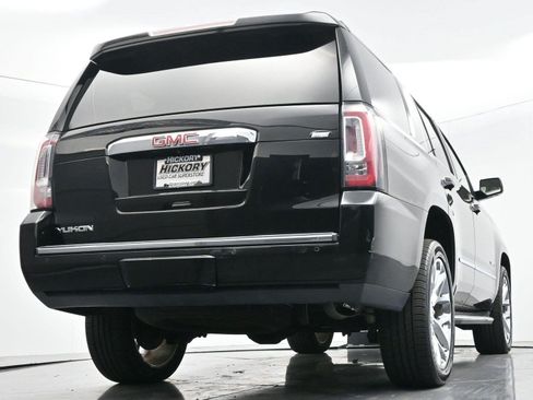 Used 2017 GMC Yukon Denali w/ Open Road Package AWD/4WD image 60