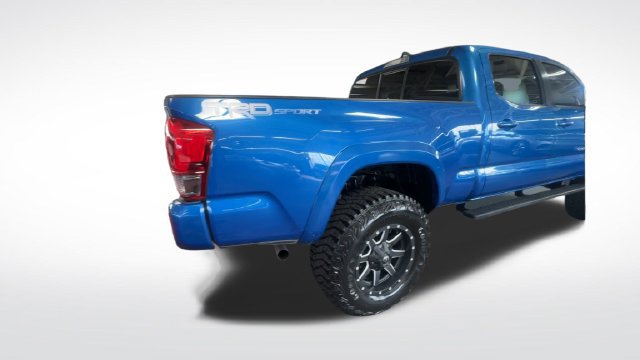 Used 2016 Toyota Tacoma TRD Sport RWD image 9