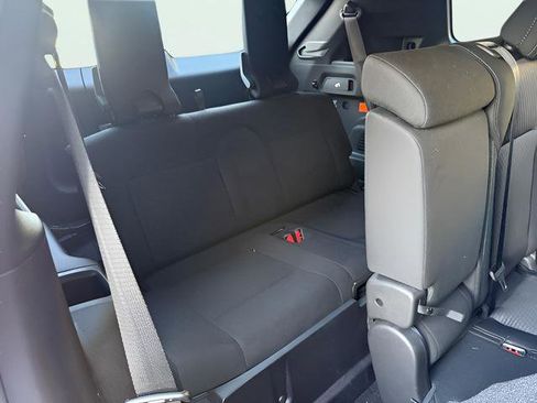 Used 2023 Mitsubishi Outlander ES image 26