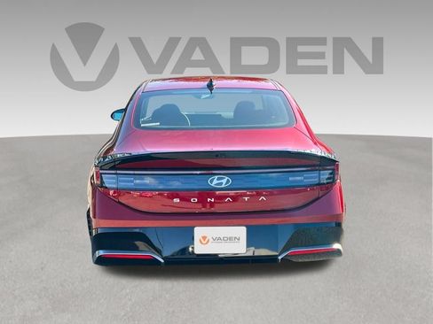 New 2026 Hyundai Sonata SEL FWD image 22