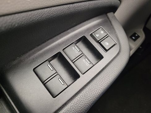 Used 2018 Honda Pilot EX-L image 27