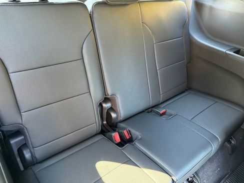 New 2026 Chevrolet Traverse LT w/ Driver Confidence Package FWD image 19