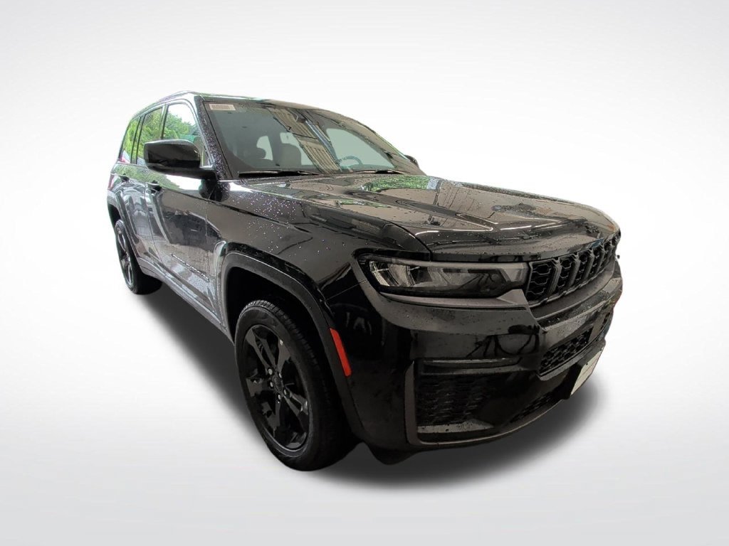 New 2026 Jeep Grand Cherokee Limited w/ Limited Altitude Package AWD/4WD image 7
