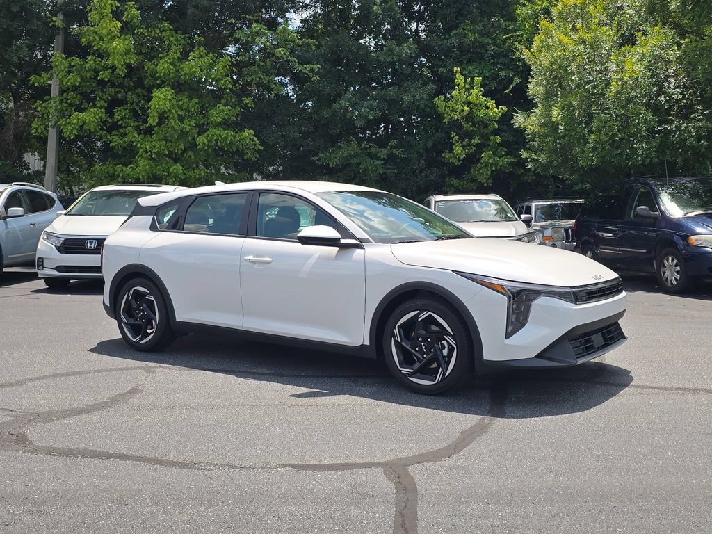 New 2026 Kia K4 EX FWD image 1
