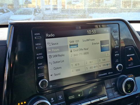 Certified 2022 Toyota Highlander XLE image 18