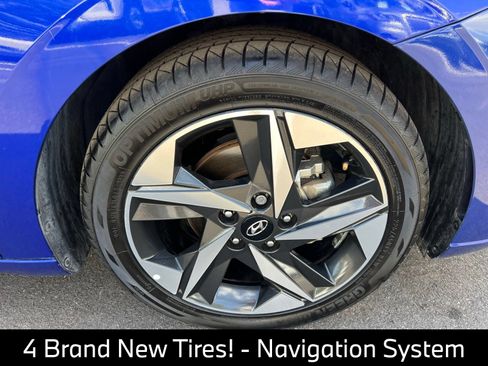 Used 2023 Hyundai Elantra Limited FWD image 12