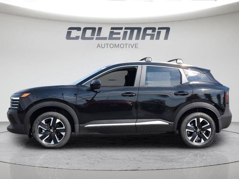 New 2026 Nissan Kicks SV w/ Cold Weather Package AWD/4WD image 4