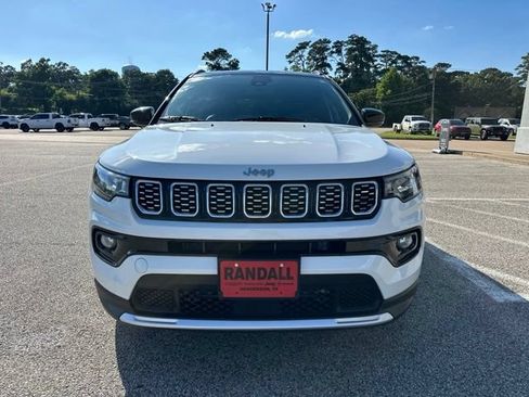 Used 2025 Jeep Compass Limited AWD/4WD image 2